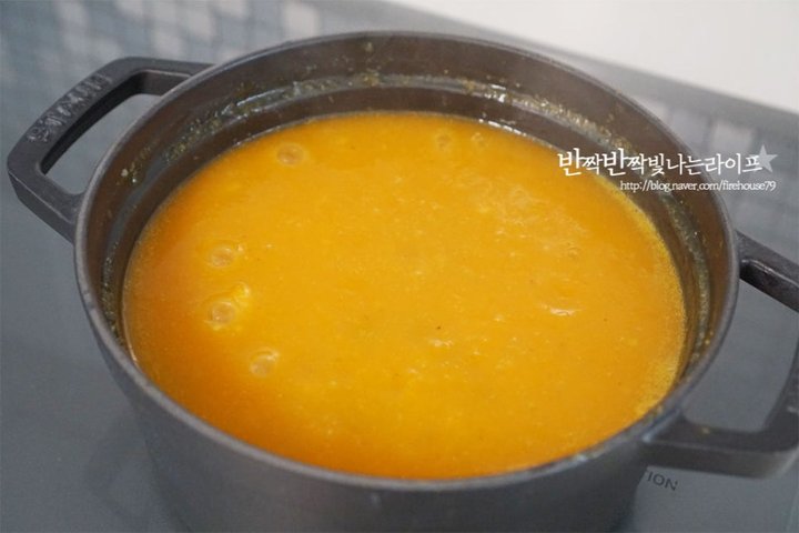 온 가족이 좋아하는 달콤한 늙은호박죽 레시피 2인분 1시간 5분 완성 평점 5.0점(94) 레시피 이미지 - 12