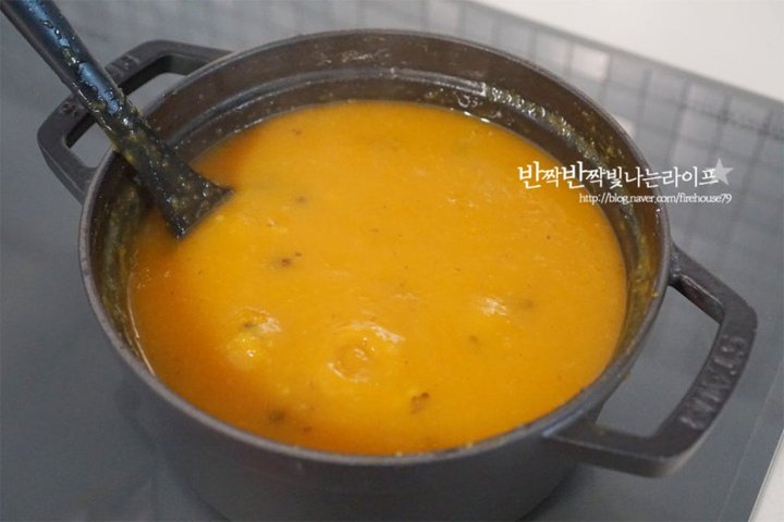 온 가족이 좋아하는 달콤한 늙은호박죽 레시피 2인분 1시간 5분 완성 평점 5.0점(94) 레시피 이미지 - 14
