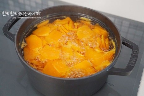 온 가족이 좋아하는 달콤한 늙은호박죽 레시피 2인분 1시간 5분 완성 평점 5.0점(94) 레시피 이미지 - 7