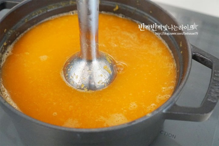 온 가족이 좋아하는 달콤한 늙은호박죽 레시피 2인분 1시간 5분 완성 평점 5.0점(94) 레시피 이미지 - 9