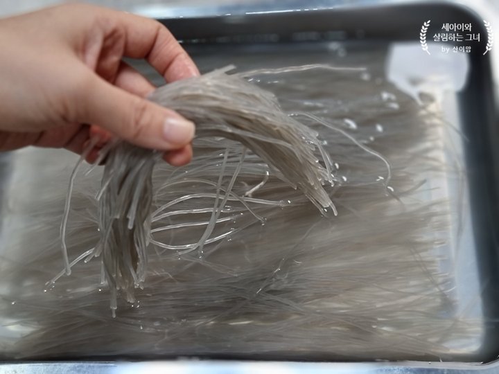 불지 않는 잡채 원팬잡채 황금 레시피 3인분 1시간 완성 평점 5.0점(76) 레시피 이미지 - 6