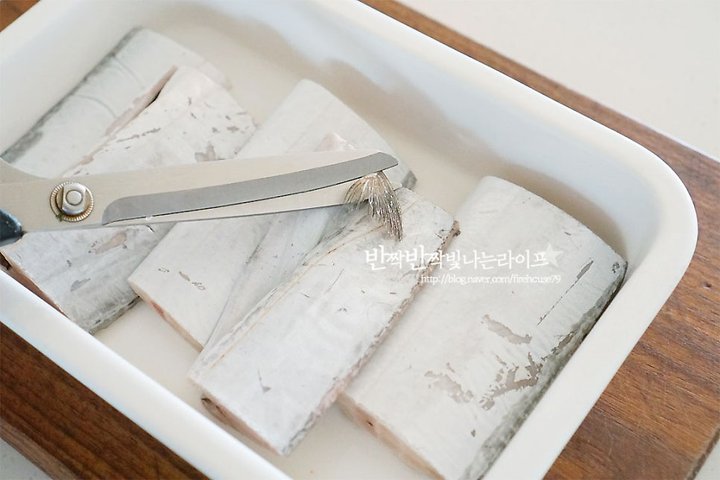 노릇한 갈치구이 레시피 1인분 20분 완성 평점 5.0점(60) 레시피 이미지 - 2