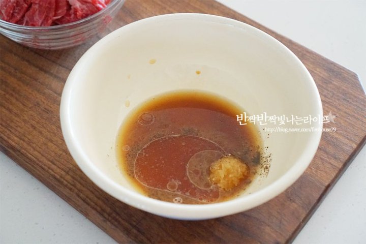 정성 가득 아이들이 좋아하는 불고기김밥 레시피 2인분 35분 완성 평점 4.7점(24) 레시피 이미지 - 3