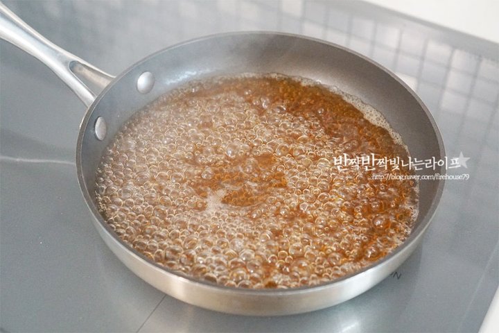 달짝지근 가츠동 돈까스덮밥 돈부리덮밥 레시피 1인분 30분 완성 평점 4.7점(48) 레시피 이미지 - 8