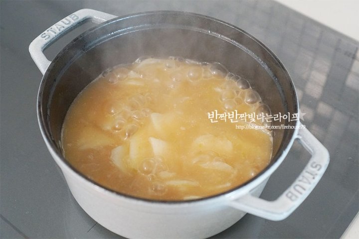 담백하고 크리미한 감자스프 레시피 3인분 30분 완성 평점 4.9점(48) 레시피 이미지 - 7