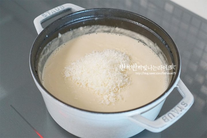 담백하고 크리미한 감자스프 레시피 3인분 30분 완성 평점 4.9점(48) 레시피 이미지 - 10