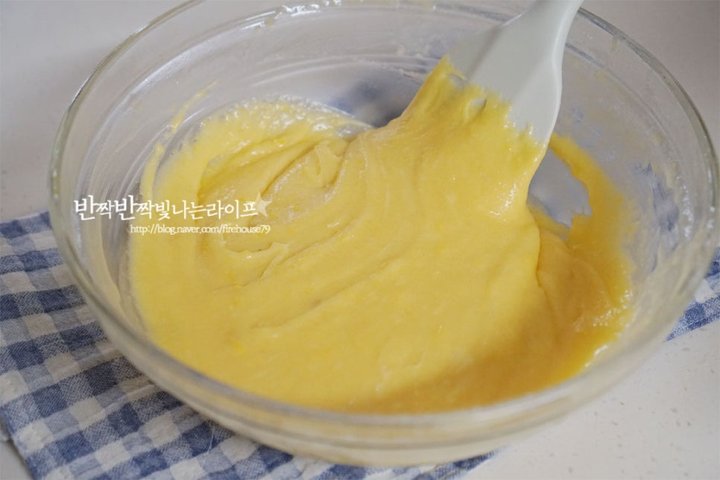 촉촉하고 상큼한 마들렌 레시피 6인분 1시간 40분 완성 평점 4.9점(61) 레시피 이미지 - 13