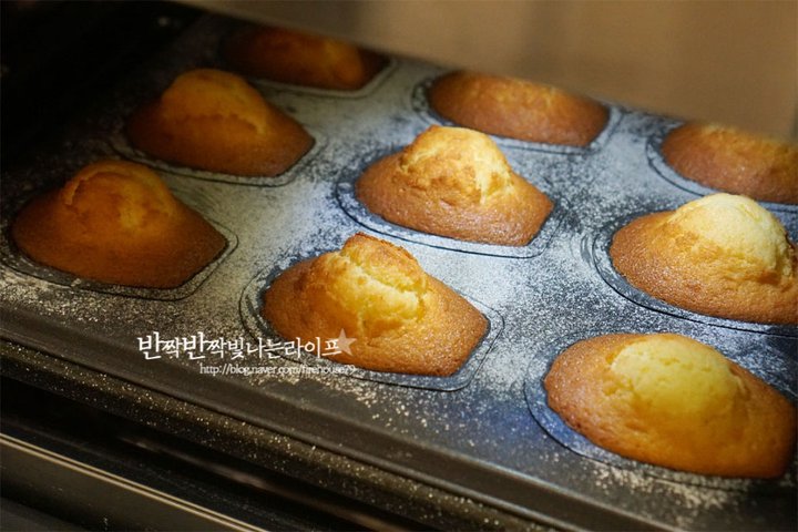 촉촉하고 상큼한 마들렌 레시피 6인분 1시간 40분 완성 평점 4.9점(61) 레시피 이미지 - 15