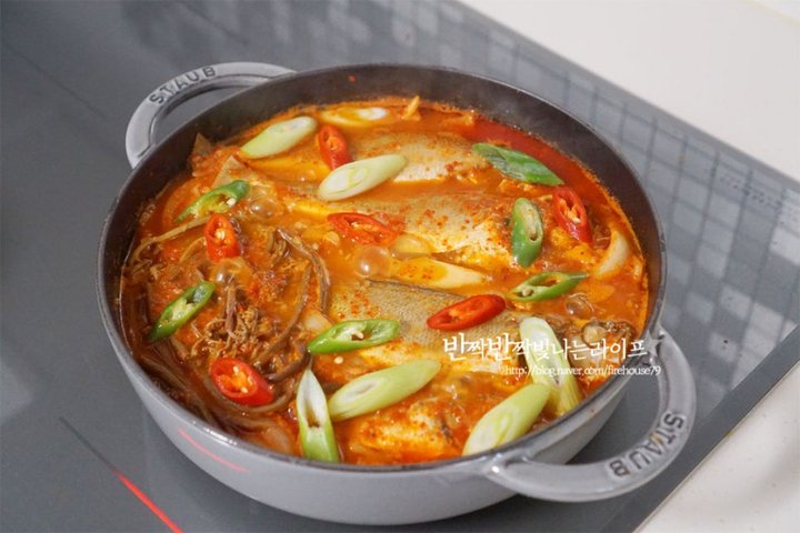 군침도는 고사리 조기매운탕 레시피 3인분 35분 완성 평점 4.8점(20) 레시피 이미지 - 13