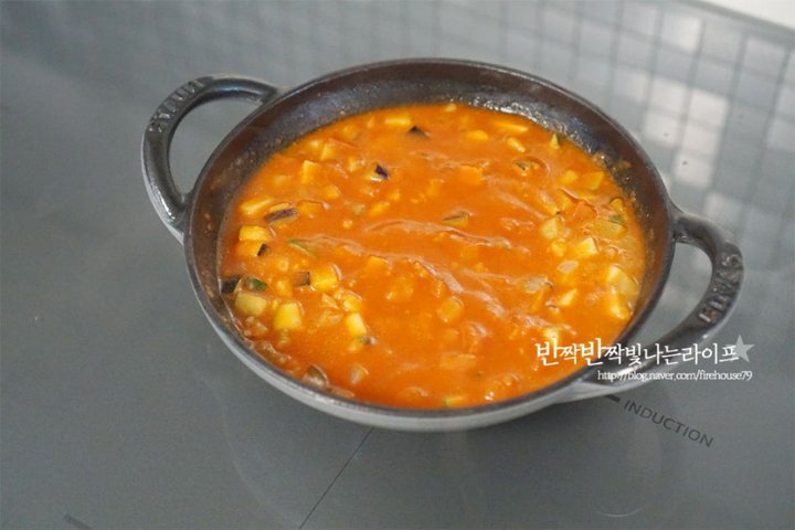 영화로 친근한 요리인 라따뚜이 레시피 2인분 1시간 10분 완성 평점 4.8점(95) 레시피 이미지 - 7