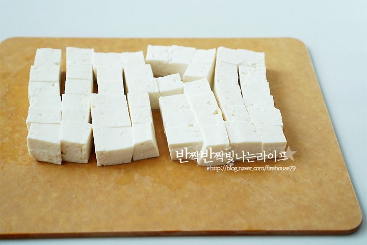 특별한 반찬이 따로 필요 없는 해물된장찌개 레시피 2인분 30분 완성 평점 4.9점(15) 레시피 이미지 - 8
