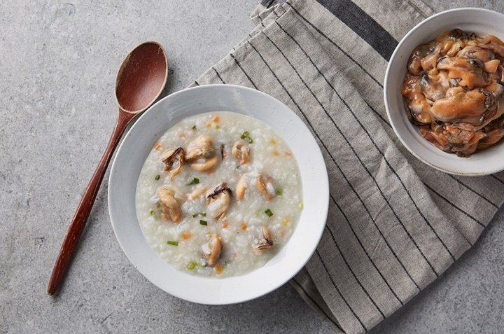 영양 가득 고운 색감의 홍합죽 레시피 2인분 55분 완성 평점 4.8점(59) 레시피 이미지 - 1