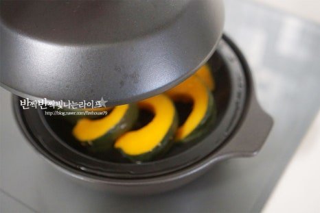 영양 가득 제철 단호박찌는법 레시피 2인분 30분 완성 평점 4.9점(40) 레시피 이미지 - 10