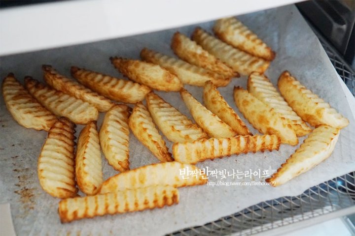 기름기 없는 초간단 웨지감자 레시피 2인분 40분 완성 평점 4.7점(43) 레시피 이미지 - 10
