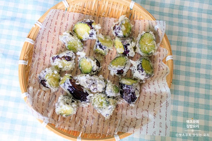 겉바속촉 류수영 어향가지 가지튀김 레시피 2인분 50분 완성 평점 5.0점(22) 레시피 이미지 - 11