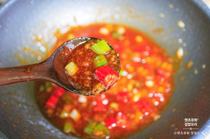 겉바속촉 류수영 어향가지 가지튀김 레시피 2인분 50분 완성 평점 5.0점(22) 레시피 이미지 - 16