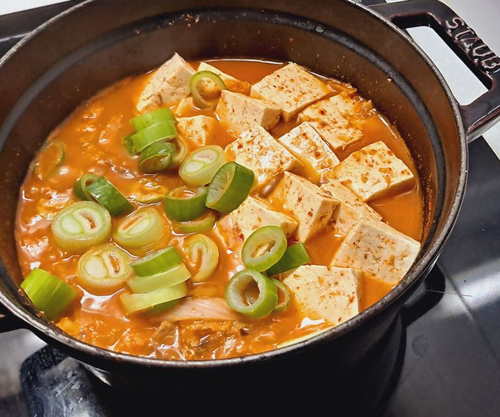 얼큰한 백종원 돼지고기 김치찌개 레시피 3인분 40분 완성 평점 4.7점(35) 레시피 이미지 - 7