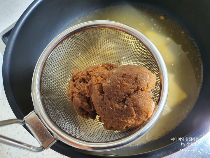깊은 맛 백종원 해물된장찌개 새우 미더덕 된장찌개 레시피 4인분 40분 완성 평점 4.7점(60) 레시피 이미지 - 5