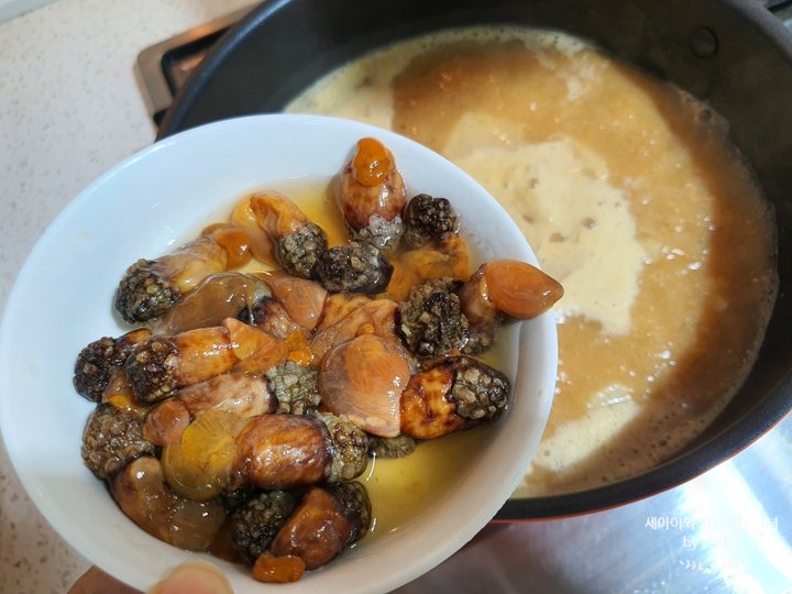 깊은 맛 백종원 해물된장찌개 새우 미더덕 된장찌개 레시피 4인분 40분 완성 평점 4.7점(60) 레시피 이미지 - 7