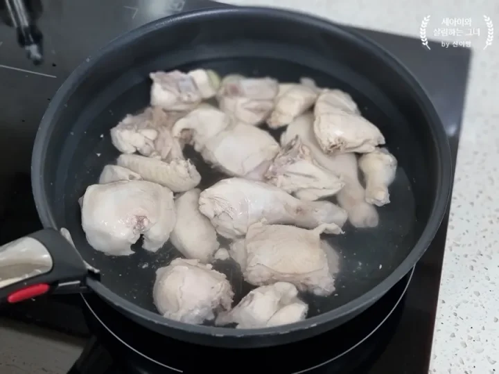 매콤달콤 백종원 닭볶음탕 닭도리탕 레시피 4인분 1시간 완성 평점 4.8점(65) 레시피 이미지 - 10