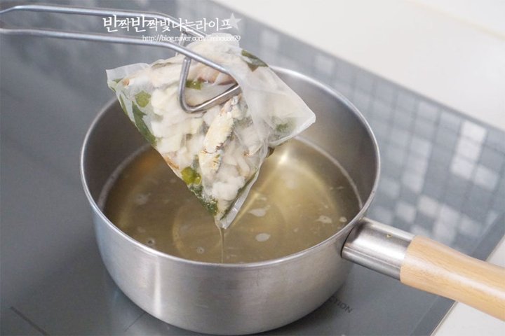 시원한 잔치국수 멸치국수 레시피 1인분 20분 완성 평점 4.8점(95) 레시피 이미지 - 3