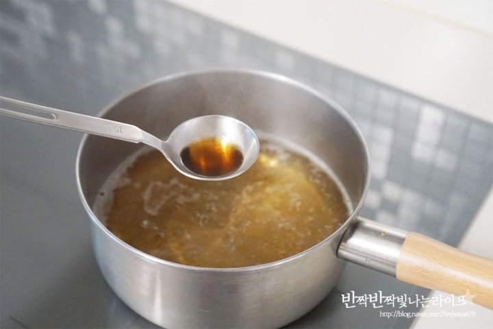 시원한 잔치국수 멸치국수 레시피 1인분 20분 완성 평점 4.8점(95) 레시피 이미지 - 4