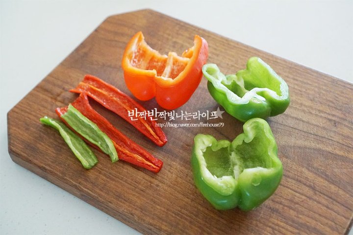 감칠맛 가득 고추잡채 레시피 4인분 40분 완성 평점 4.7점(25) 레시피 이미지 - 4