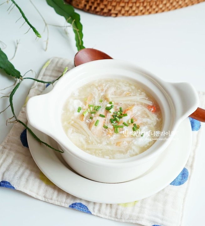 아침 식사로 좋은 부드러운 게살스프 레시피 2인분 30분 완성 평점 4.9점(61) 레시피 이미지 - 1