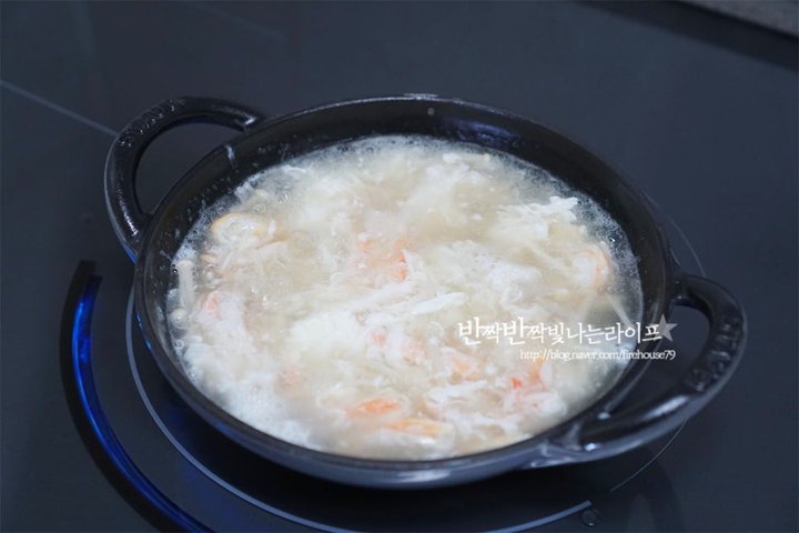 아침 식사로 좋은 부드러운 게살스프 레시피 2인분 30분 완성 평점 4.9점(61) 레시피 이미지 - 8