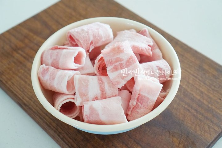 한 그릇 식사로 좋은 부타동 레시피 2인분 20분 완성 평점 5.0점(16) 레시피 이미지 - 2