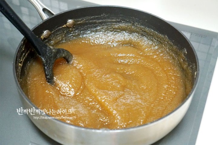 궁합 좋은 배와 도라지로 만든 배도라지청 레시피 4인분 1시간 10분 완성 평점 4.8점(20) 레시피 이미지 - 11