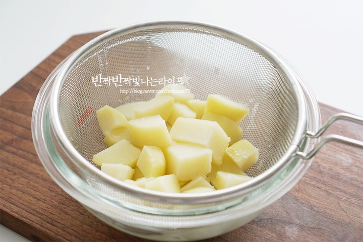 메인 메뉴와 잘 어울리는 가니쉬 매쉬드포테이토 레시피 2인분 30분 완성 평점 4.9점(60) 레시피 이미지 - 5