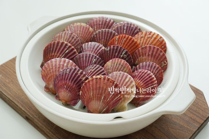 살이 통통하게 오른 탱탱한 가리비치즈구이 레시피 3인분 1시간 20분 완성 평점 4.7점(75) 레시피 이미지 - 5