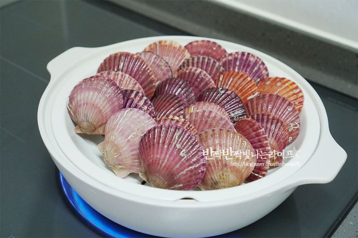 살이 통통하게 오른 탱탱한 가리비치즈구이 레시피 3인분 1시간 20분 완성 평점 4.7점(75) 레시피 이미지 - 7