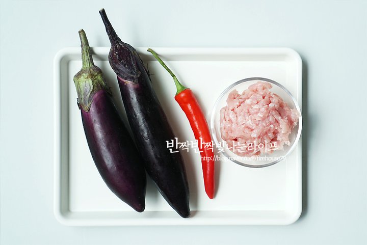 영양 만점 돼지고기 가지덮밥 레시피 2인분 40분 완성 평점 4.8점(90) 레시피 이미지 - 2