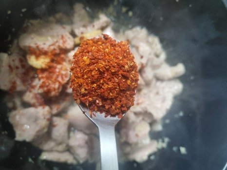칼칼한 류수영 돼지고기 고추장찌개 레시피 4인분 30분 완성 평점 4.9점(21) 레시피 이미지 - 3