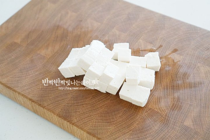 시원하고 구수 담백한 알배기배추된장국 레시피 3인분 35분 완성 평점 5.0점(57) 레시피 이미지 - 4