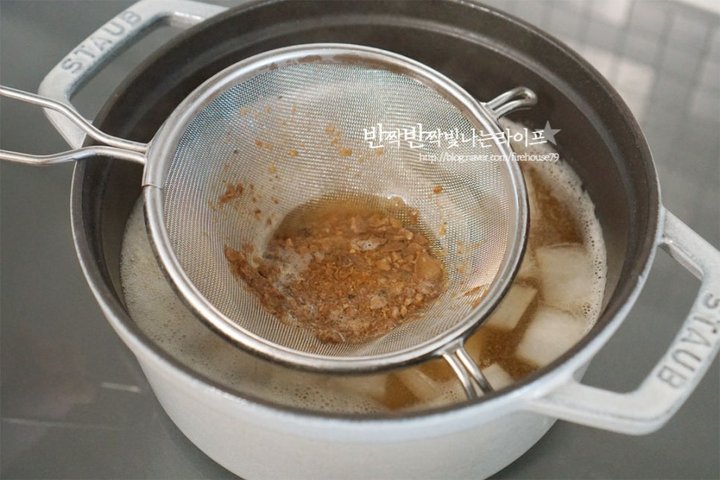 시원하고 구수 담백한 알배기배추된장국 레시피 3인분 35분 완성 평점 5.0점(57) 레시피 이미지 - 6