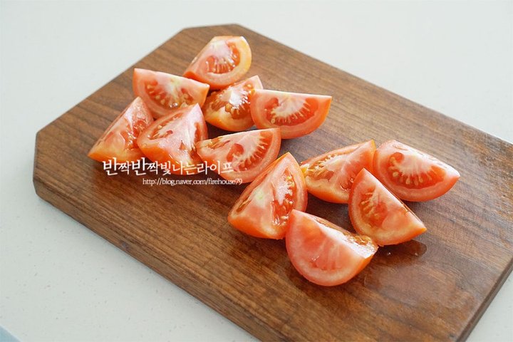 시원하게 먹는 스페인의 생스프 가스파초 레시피 2인분 15분 완성 평점 4.7점(73) 레시피 이미지 - 2