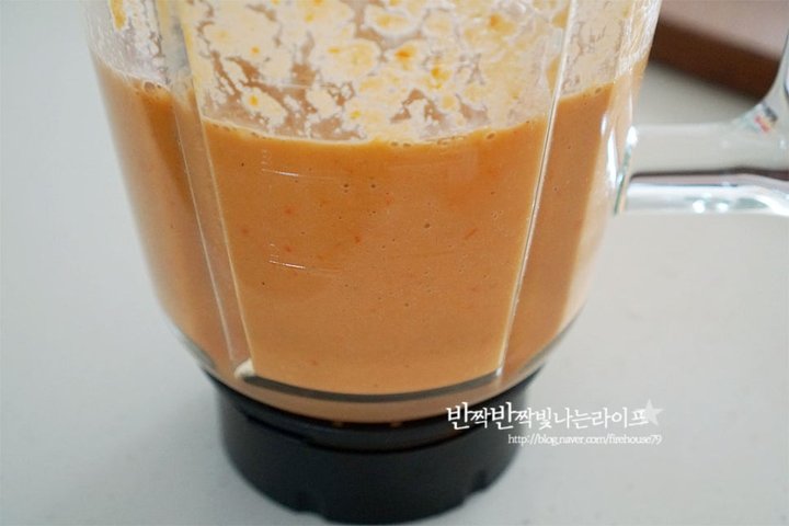 시원하게 먹는 스페인의 생스프 가스파초 레시피 2인분 15분 완성 평점 4.7점(73) 레시피 이미지 - 6