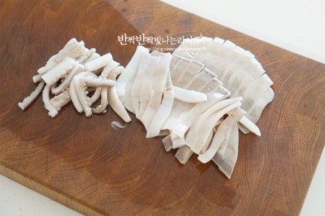 속이 풀어지는 얼큰오징어무국 레시피 2인분 35분 완성 평점 5.0점(86) 레시피 이미지 - 3