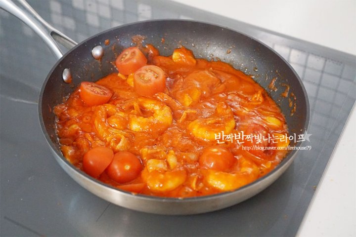 레스토랑 못지않는 토마토파스타 레시피 1인분 30분 완성 평점 4.9점(42) 레시피 이미지 - 9