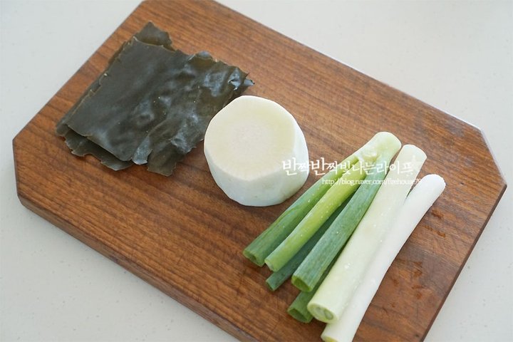 깊고 진한 백종원 한우 소갈비탕 레시피 3인분 1시간 50분 완성 평점 4.9점(15) 레시피 이미지 - 4