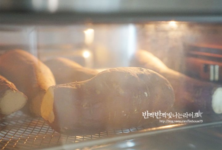 달달한 군고구마 레시피 3인분 1시간 40분 완성 평점 4.9점(21) 레시피 이미지 - 7