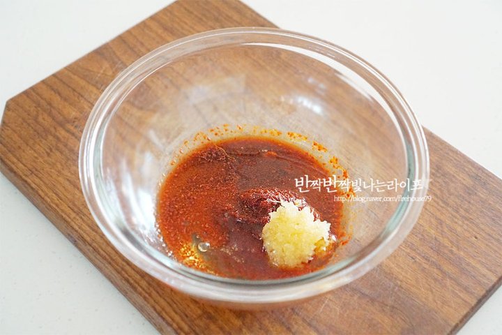 짭조름하게 오도독 씹는 맛 무말랭이무침 레시피 2인분 35분 완성 평점 4.7점(14) 레시피 이미지 - 7