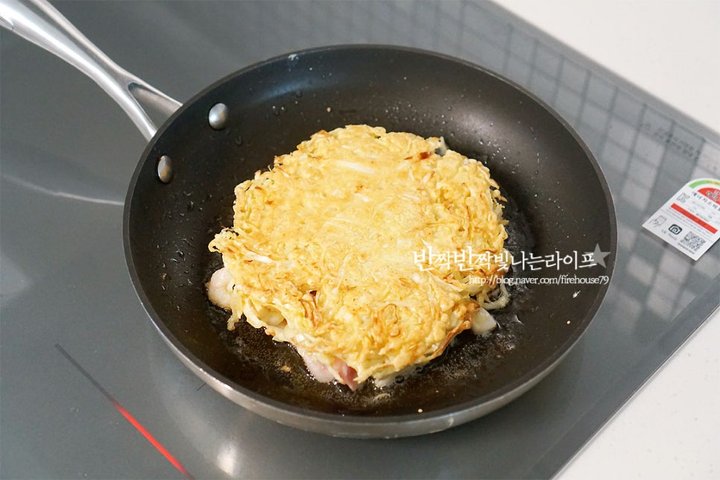 노릇하고 감칠맛 있는 오코노미야끼 레시피 2인분 30분 완성 평점 4.8점(16) 레시피 이미지 - 9