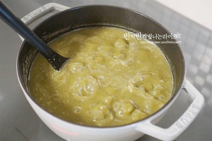 고소하고 진한 전복죽 레시피 2인분 1시간 10분 완성 평점 4.7점(35) 레시피 이미지 - 12