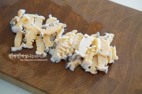 고소하고 진한 전복죽 레시피 2인분 1시간 10분 완성 평점 4.7점(35) 레시피 이미지 - 6