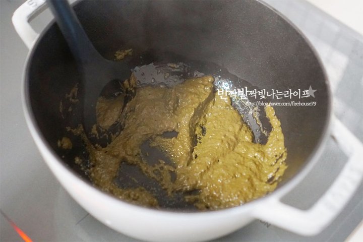 고소하고 진한 전복죽 레시피 2인분 1시간 10분 완성 평점 4.7점(35) 레시피 이미지 - 9