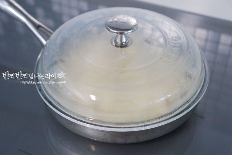 짭조름하고 쫀득한 감자조림 레시피 4인분 30분 완성 평점 4.9점(82) 레시피 이미지 - 7